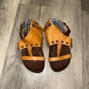 Tan beige Brown genuine leather Studded Sandals foot health